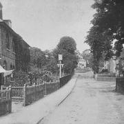 A rare  photograph of York Hill in Loughton c1910