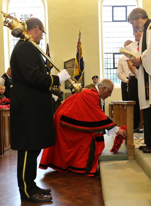 The Dedication of the Field of Remembrance Service at St. Mary's Church in High Road, South Woodford. (10/11/2012) EL33328-6