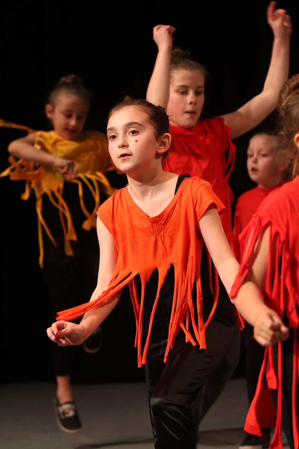 Students and local dance groups take part in the Motiv8 2014 Youth Dance Showcase at Epping Forest College, Debden. presented by EFDC and Epping Forest Performing Arts.(31/3/2014) EL76004