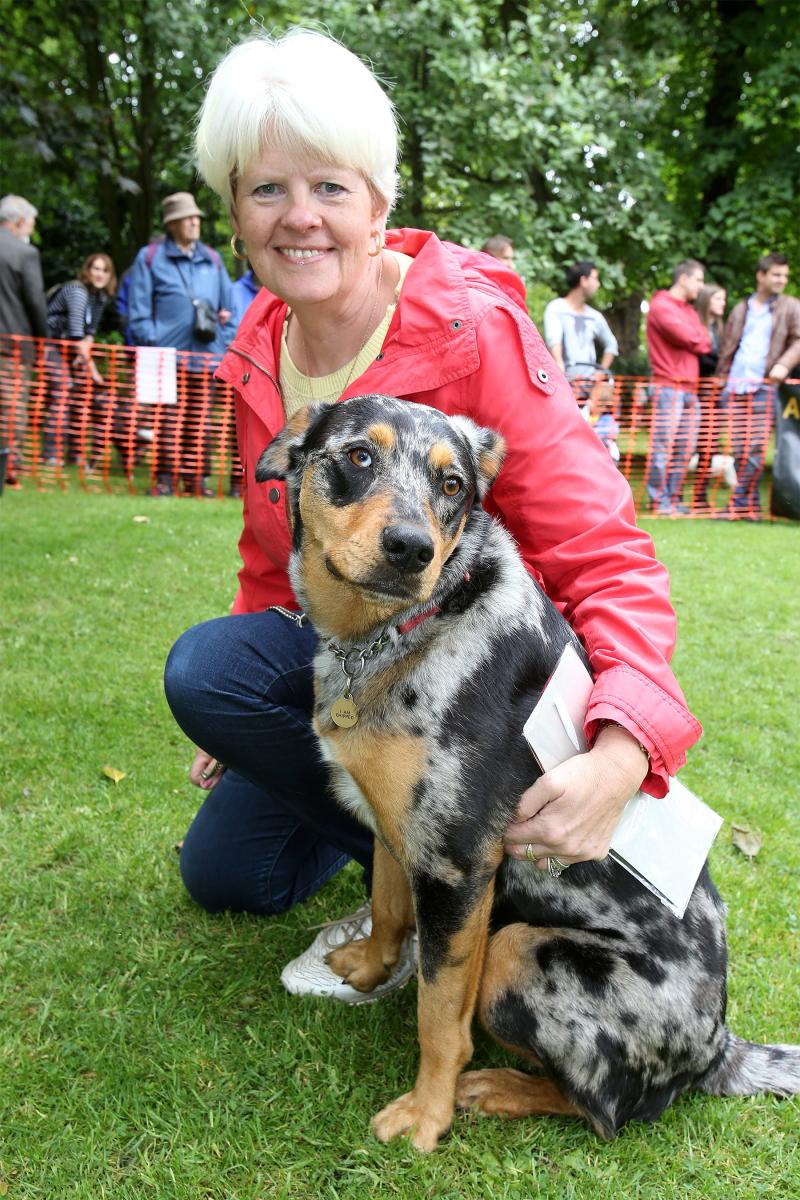 Anne Ransome with Peppa the first prize winning Rescue dog. The third Parish of Wanstead Village Dog Show, Christ Church Gardens in Wanstead Place. (26/5/2014) EL77244_12