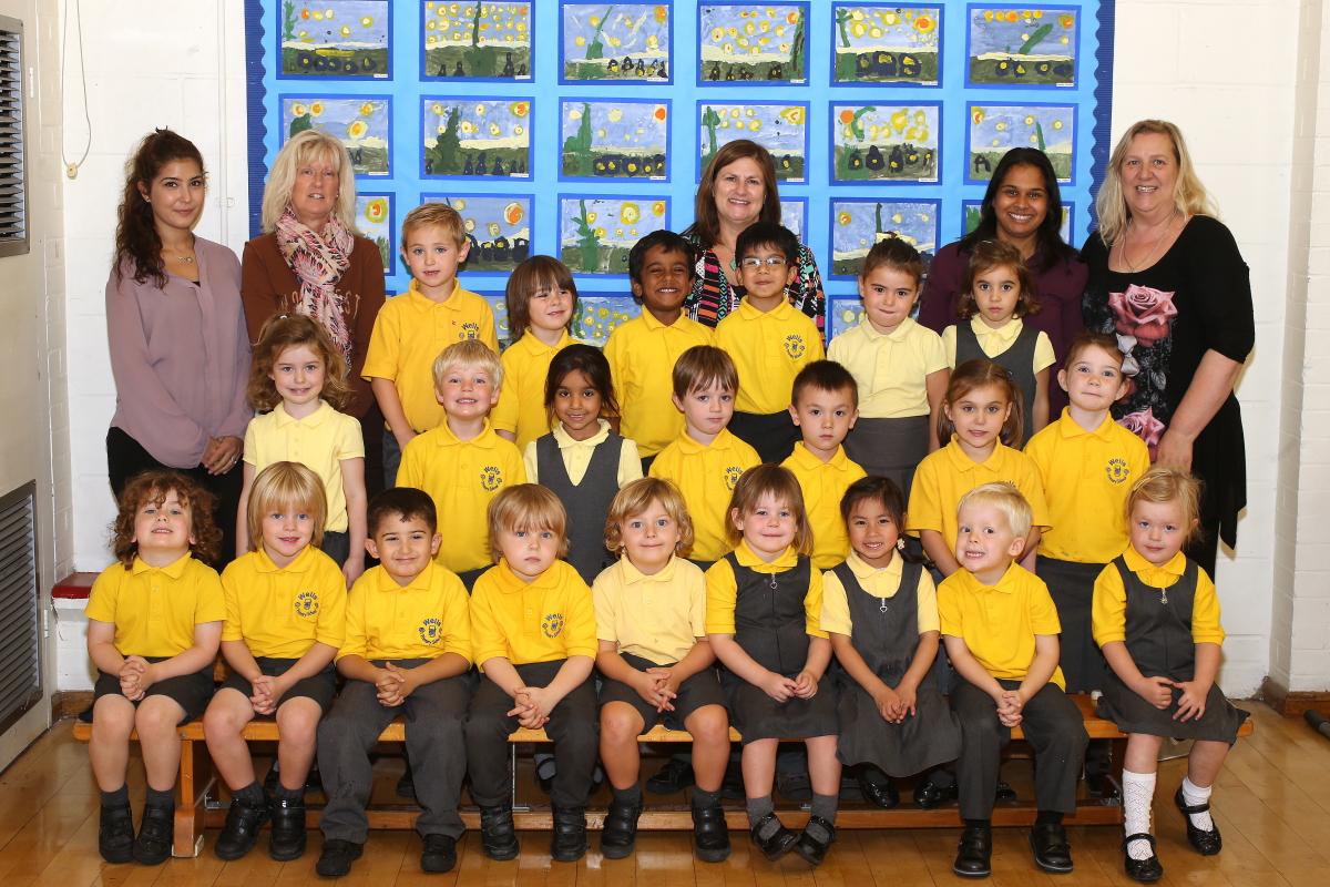 Reception Class 1 at Wells Primary School. Woodford Wells. (25/9/2015) EL85256_1