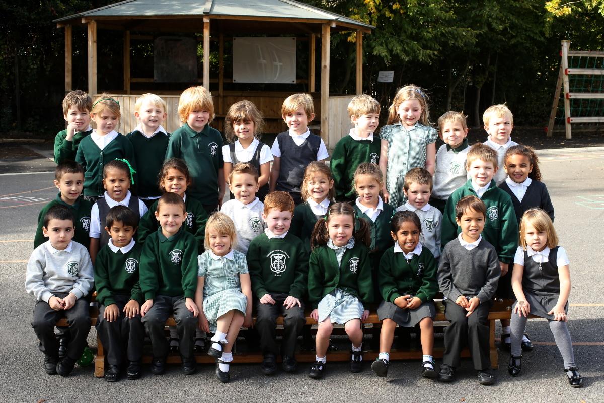Reception Class RT at Chingford CofE Primary School. (28/9/2015) EL85504_1