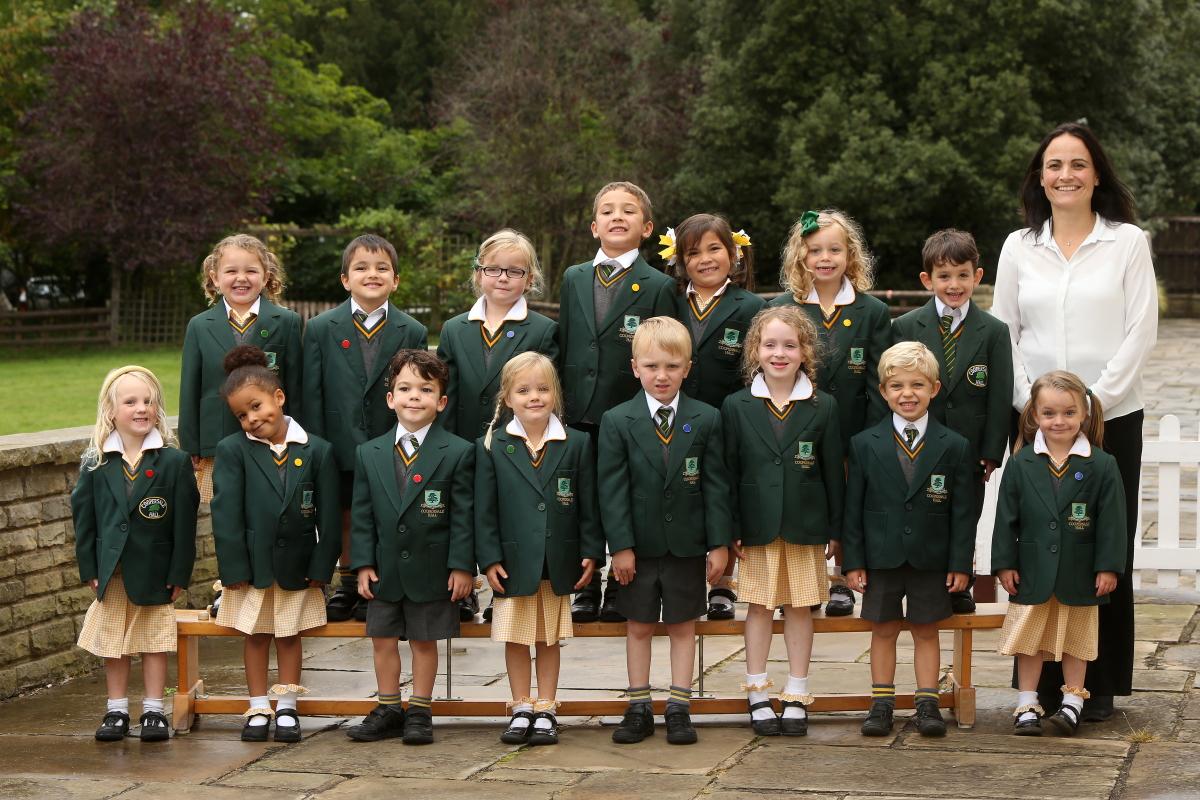 Biddle Reception Class at Coopersale Hall School. Epping. Essex. (5/10/2015) EL85585_2
