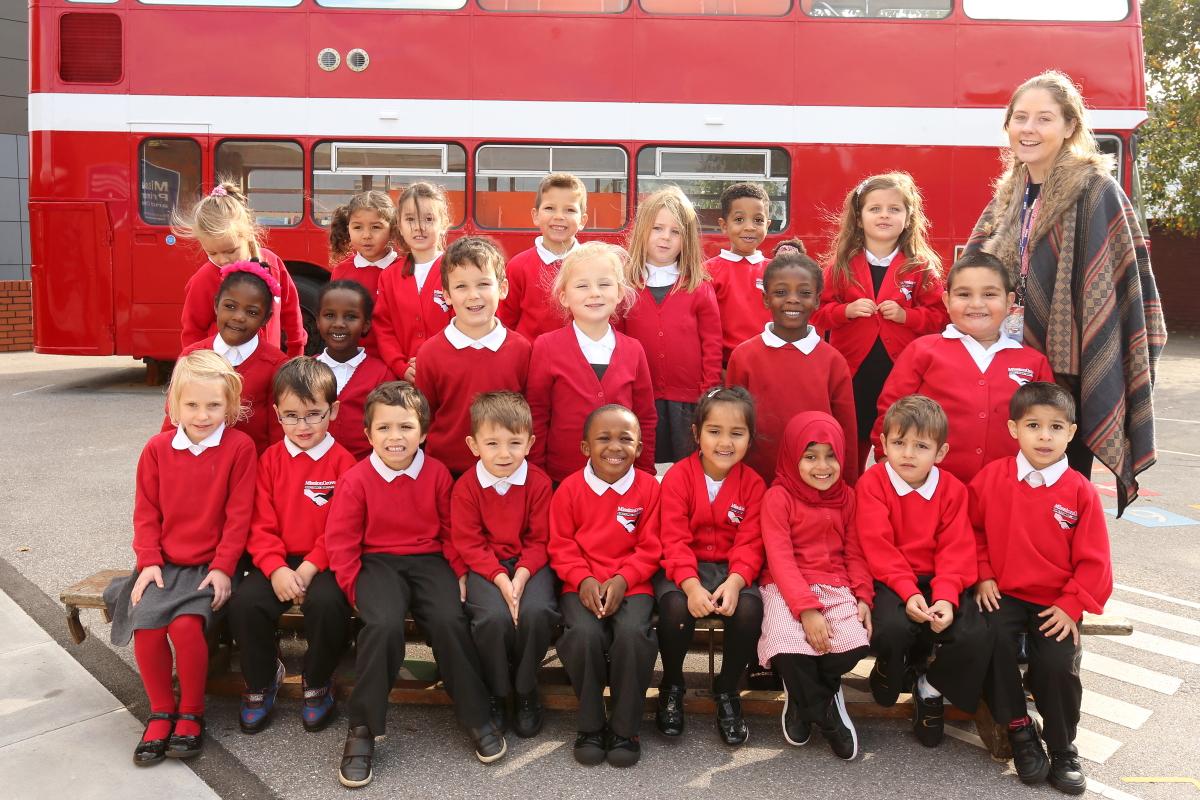 Kinglets Reception Class at Mission Grove Primary School in Walthamstow. (12/10/2015) EL85713_2