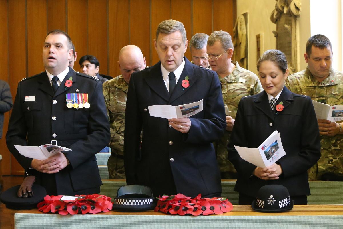  Service of Remembrance at St. Mary's Church, High Road, South Woodford. (7/11/2015) EL85868_12