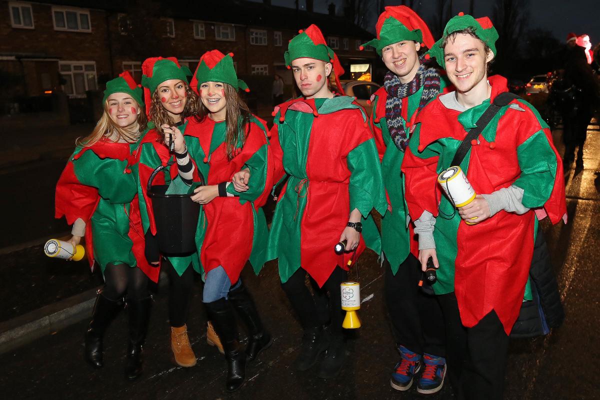Santas helpers at the switch on of the Christmas Lights in Debden Broadway. Loughton, Essex.  (30/11/2015) EL86300_6