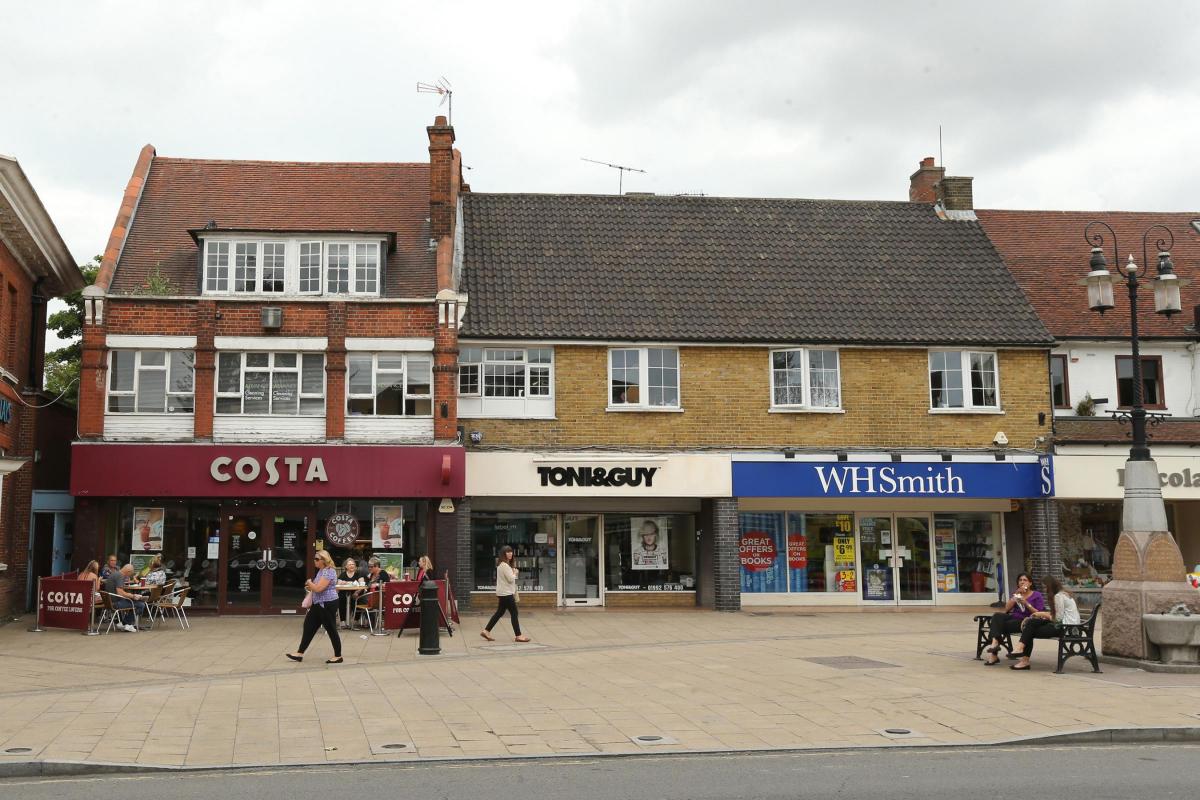 High Street, Epping, in 2015