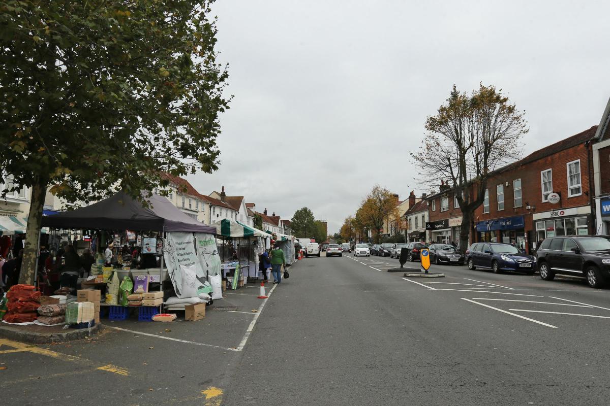 Market in High Street, Epping, in 2015