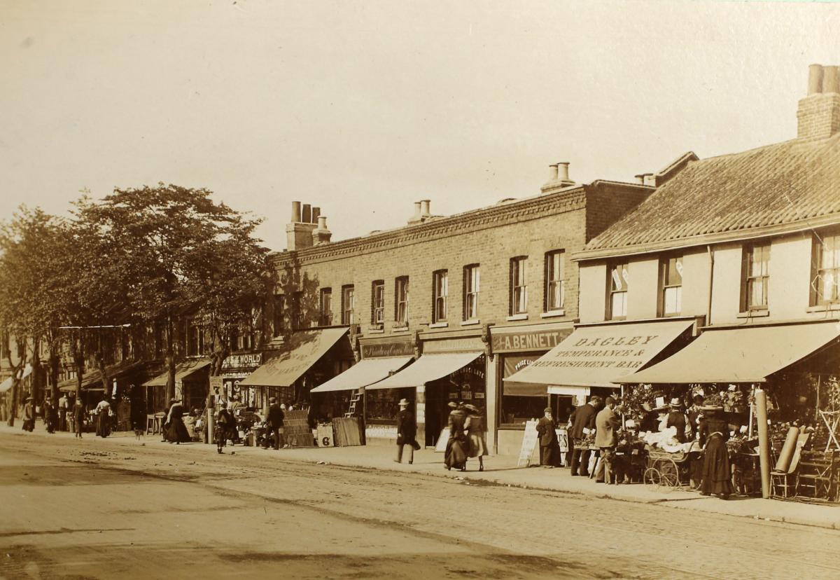 Blue Row in High Road, Leyton, in 1905 (Picture: Vestry House Museum archive)