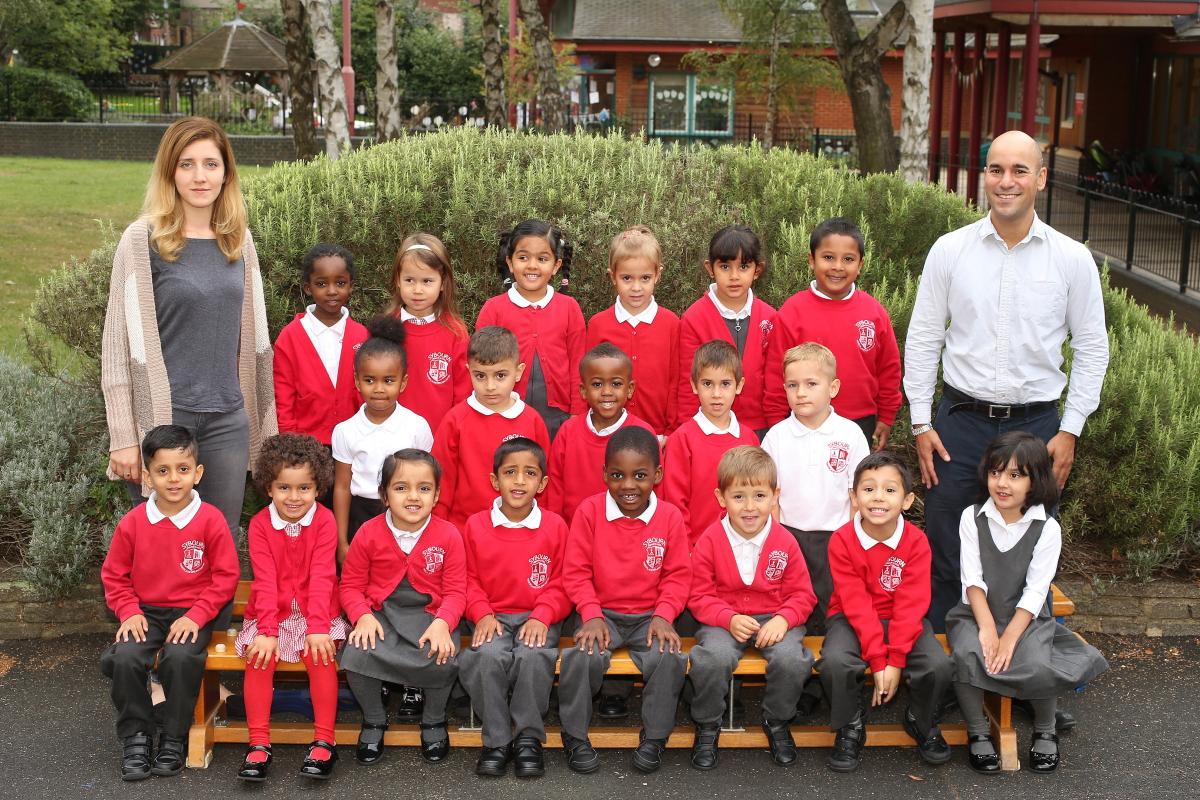Discovery Reception class at Sybourn Primary School in Leyton. (20/9/2016) EL89163_2