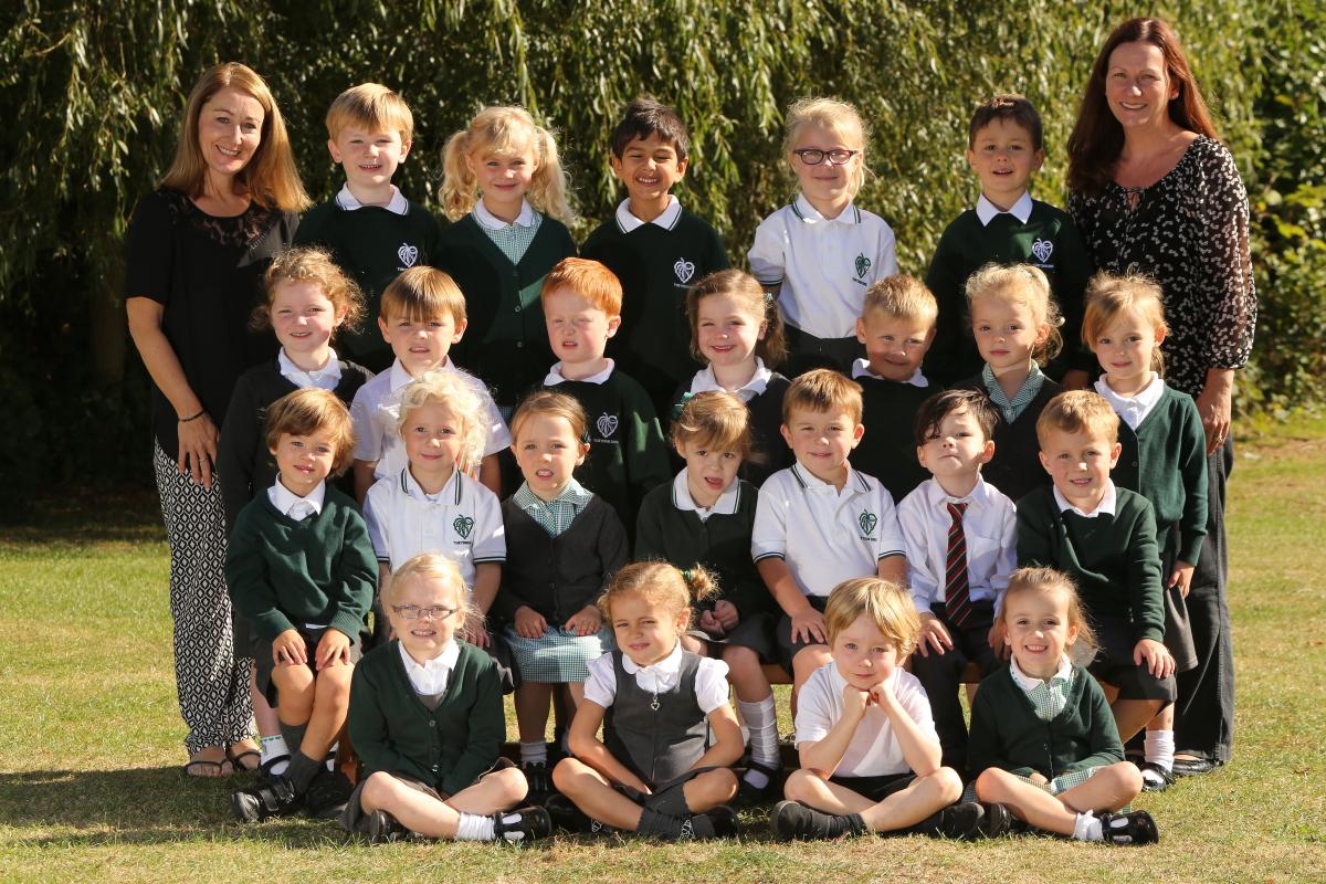 Forest Reception Class at Theydon Bois Primary School. Essex (23/9/2016) EL89227_1
