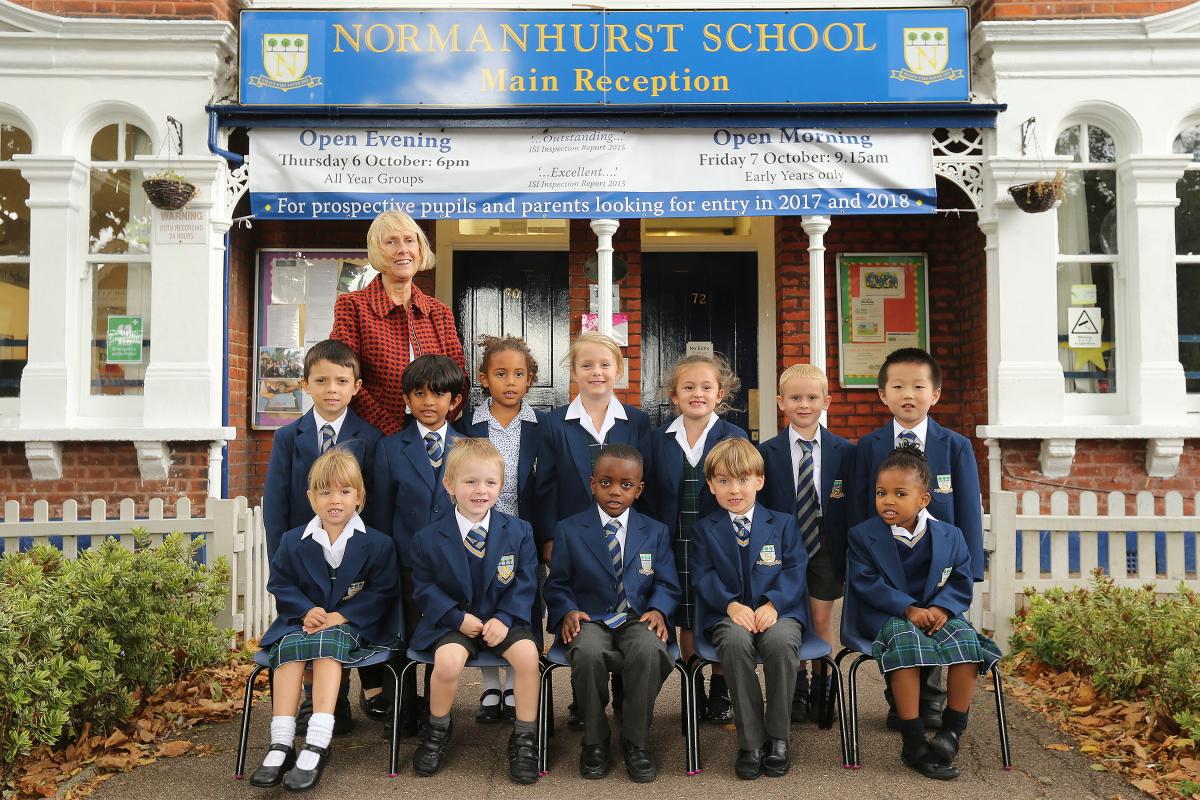 Fisher Reception Class at Normanhurst School, North Chingford. (26/9/2016) EL89278_1