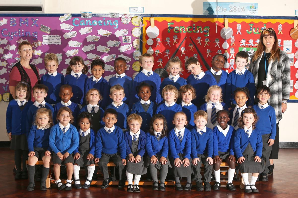Reception Class RT at Our Lady of Lourdes RC Primary School. Wanstead. (12/9/2016) EL89206_2