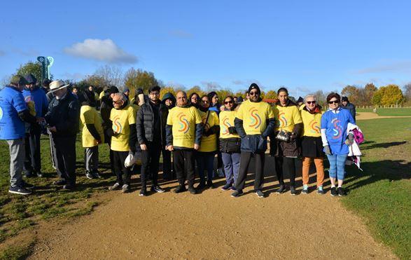 The Wellbeing Walkers at Fairlop Waters. Credit: Redbridge Council