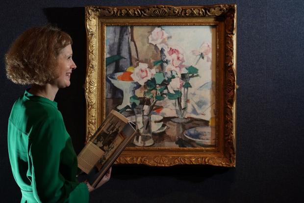 East London and West Essex Guardian Series: Art courses are a great gift option for people interested in painting. Picture: PA