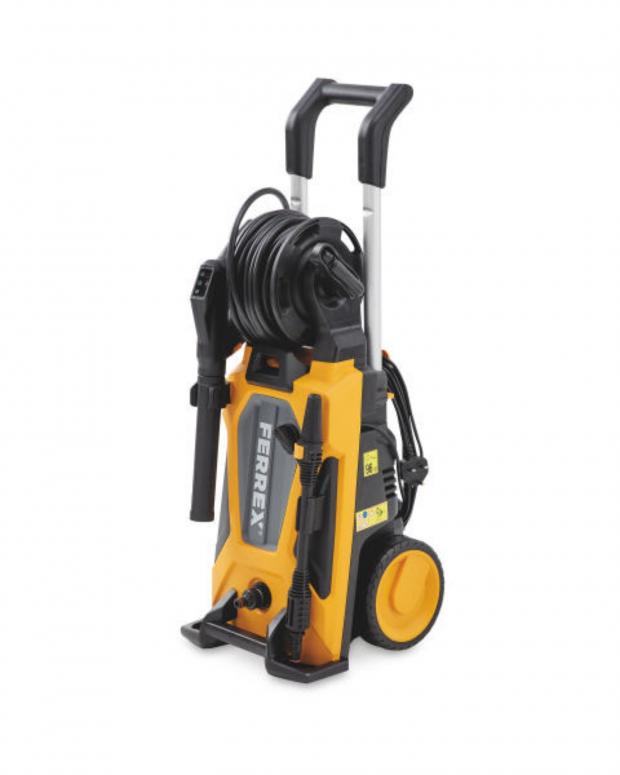 East London and West Essex Guardian Series: Pressure Washer 2.4kW & Accessories (Aldi)