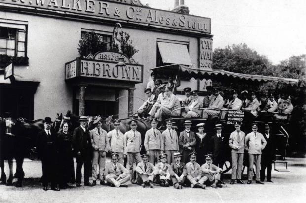 Four-horse team 'Golden Star', at the Rising Sun during the First World War