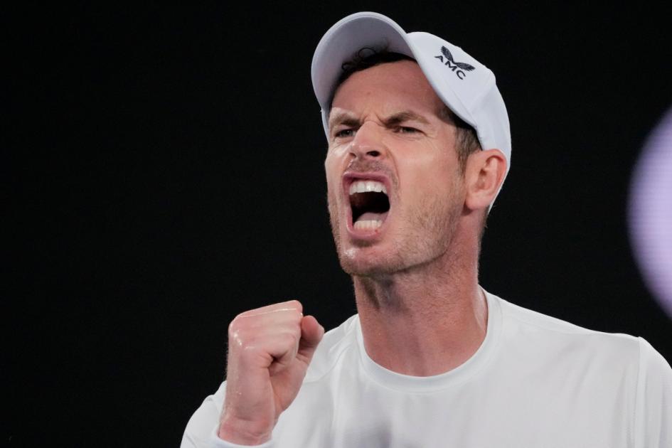 Murray seals semi-final spot in bid for Wimbledon seeding