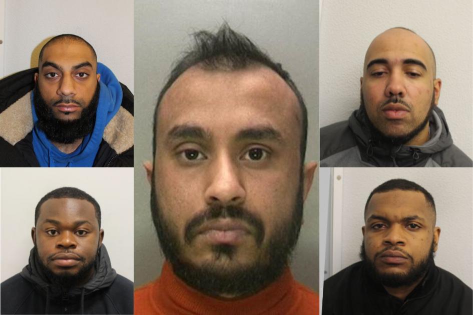 East London dealers jailed after heroin found at crash scene