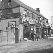 The Kings Head pub, North Chingford, c1911