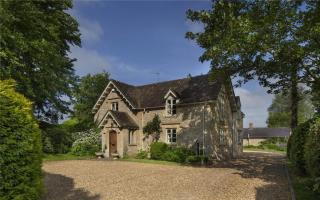 The private drive of the house