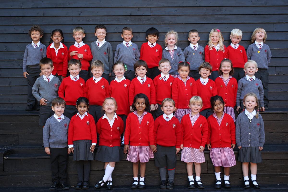 Reception Class 2 at St. John's CofE Primary School. Buckhurst Hill. Essex. (30/9/2015) EL85387_2