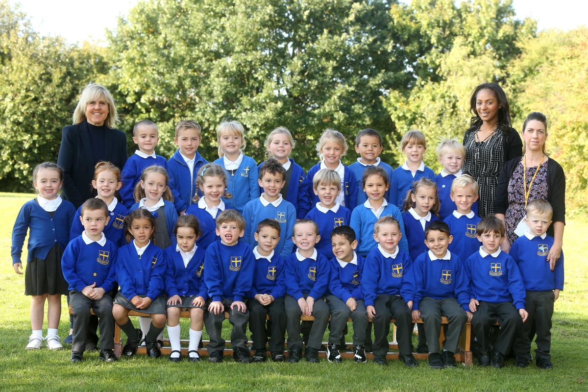 Reception Class 1 (Miss Curtis) at Holy Cross Primary. Waltham Abbey, Essex. (1/10/2015) EL85326_1